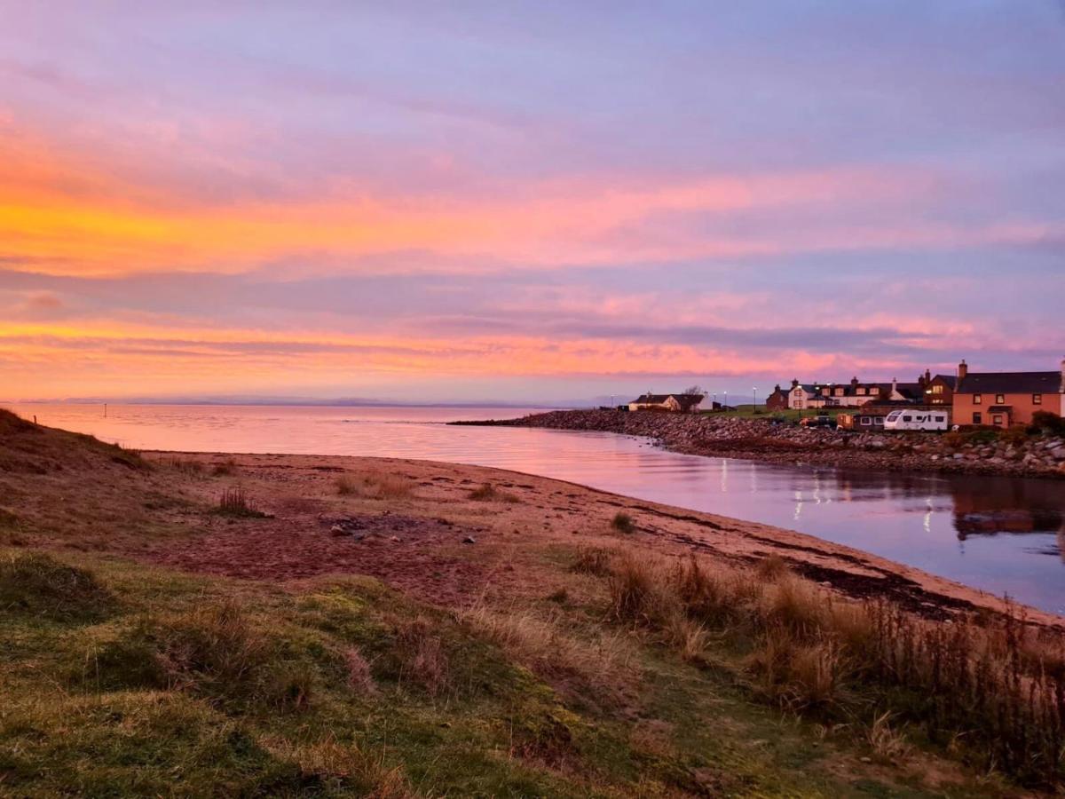 Brora Pods住宿加早餐旅馆 外观 照片
